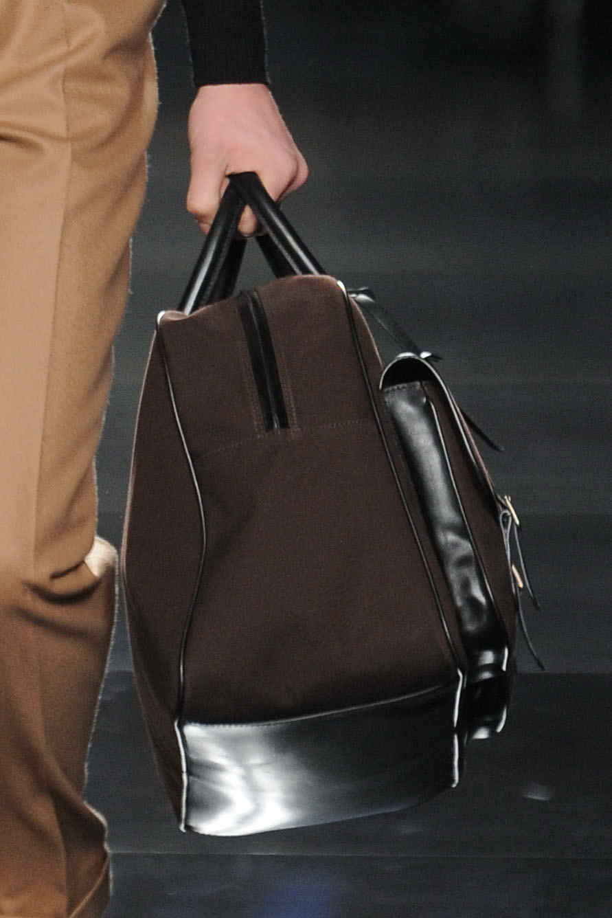 Z Zegna 2011ﶬbDƬ