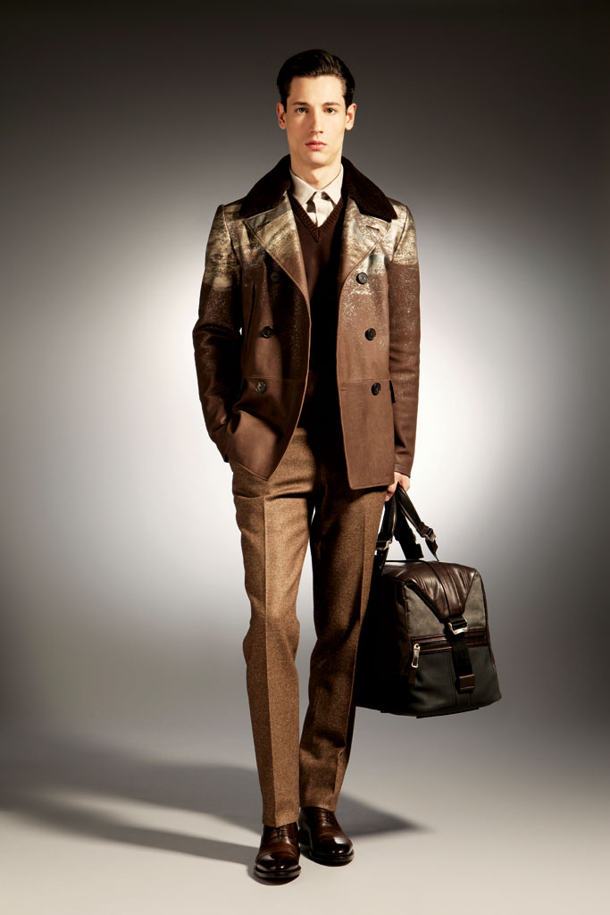 Bally 2012ﶬbDƬ