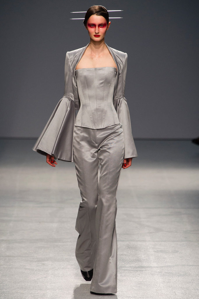 Gareth Pugh 2013DƬ